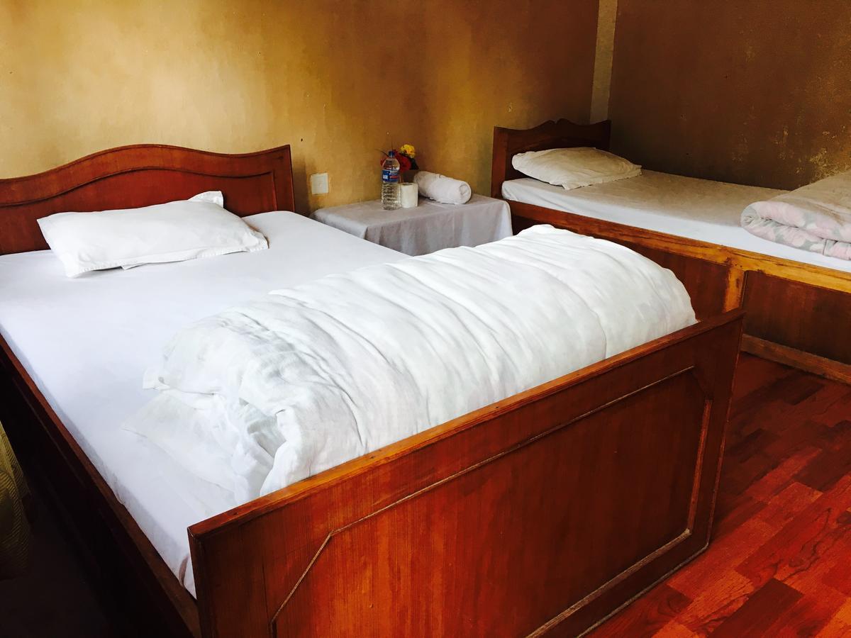 Shrestha Hotel & Restaurant บันดิปูร์ ภายนอก รูปภาพ